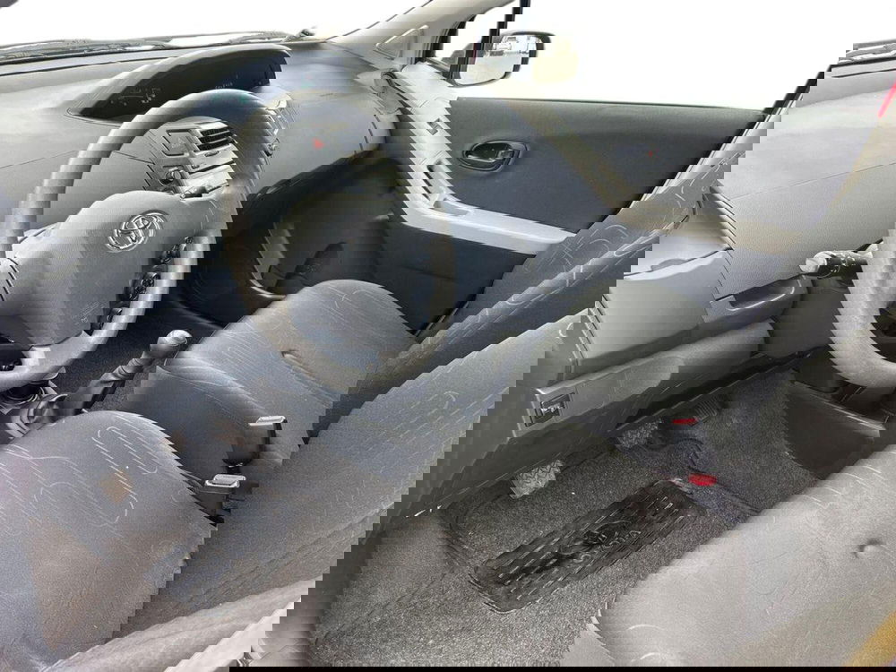 Toyota Yaris usata a Piacenza (8)