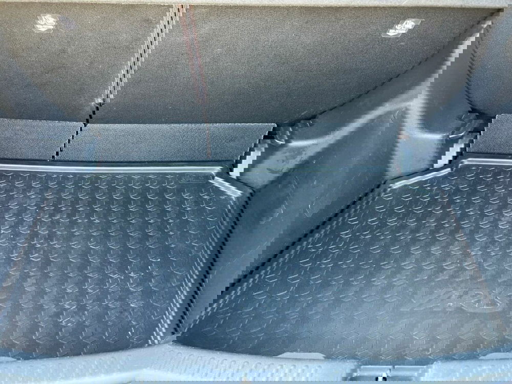 Toyota Yaris usata a Sondrio (13)