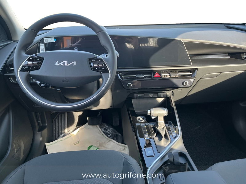 Kia Niro nuova a Modena (10)