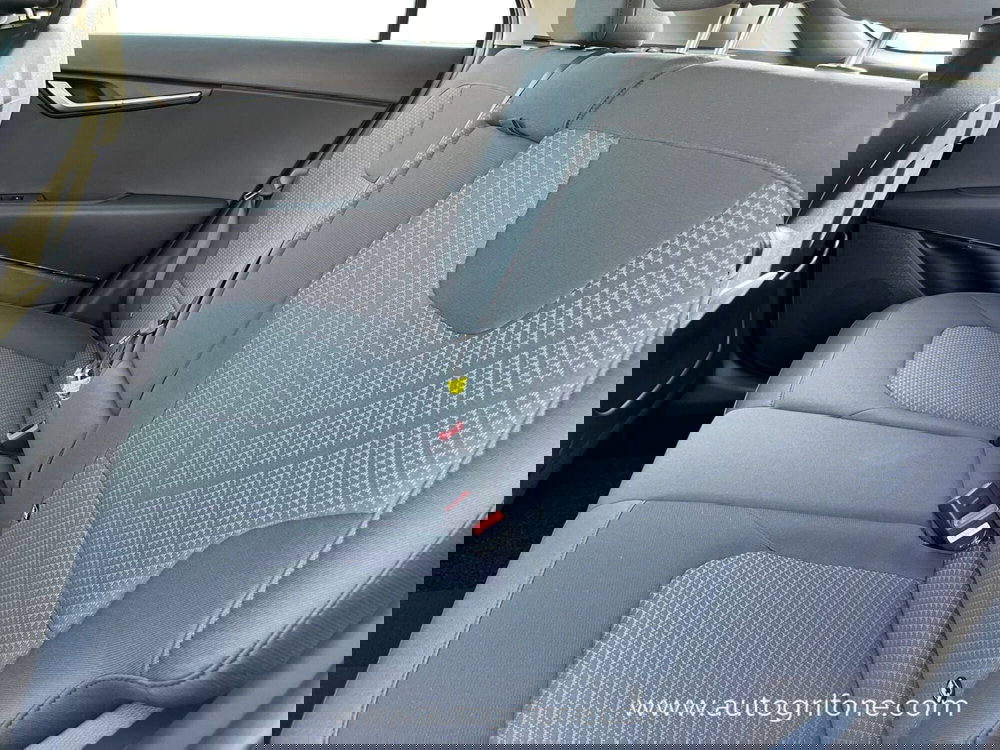 Kia Niro nuova a Modena (13)