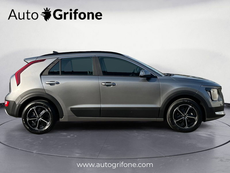 Kia Niro nuova a Modena (6)
