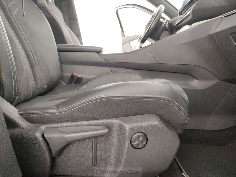 Peugeot 3008 usata a Caserta (18)
