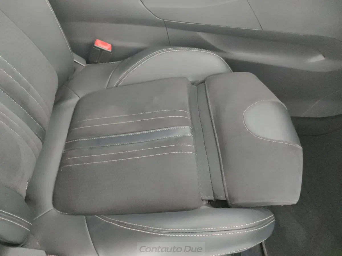 Peugeot 3008 usata a Caserta (20)