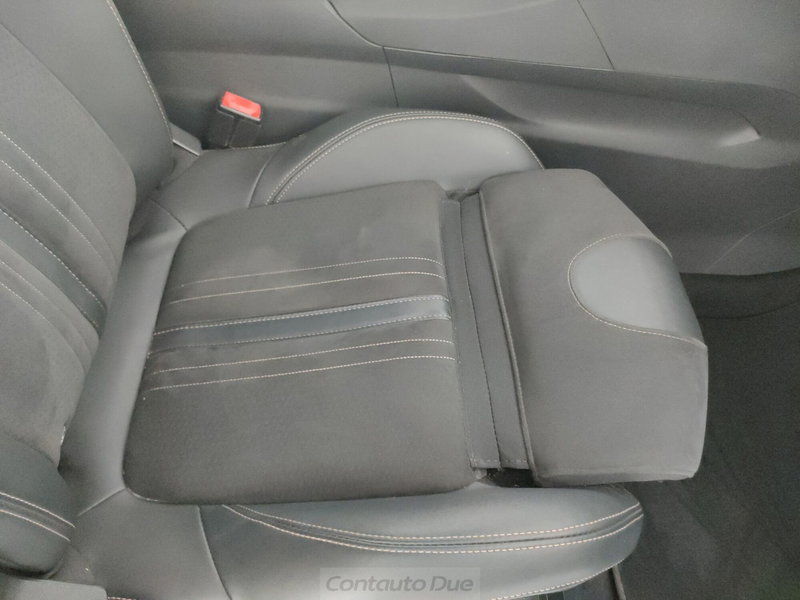 Peugeot 3008 usata a Caserta (20)