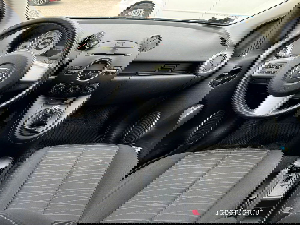 Mazda Mazda2 usata a Salerno (14)