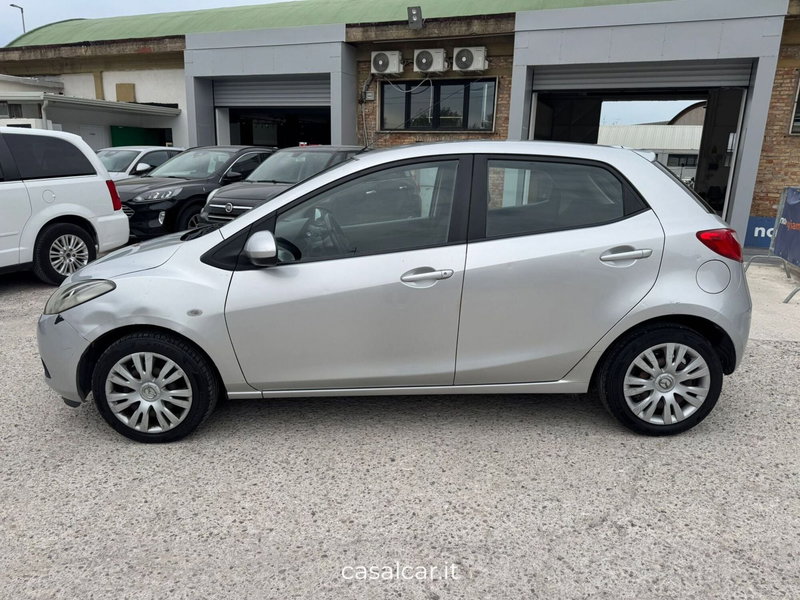 Mazda Mazda2 usata a Salerno (4)