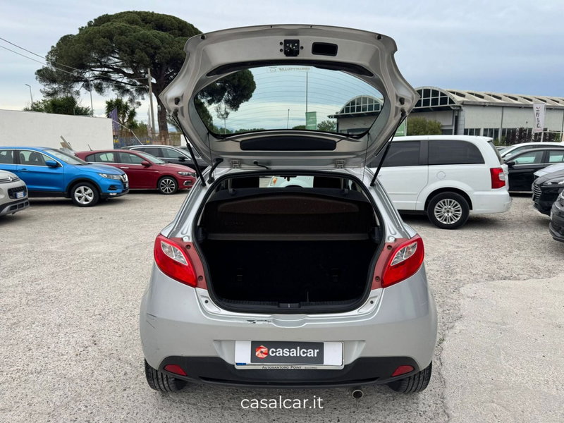 Mazda Mazda2 usata a Salerno (9)