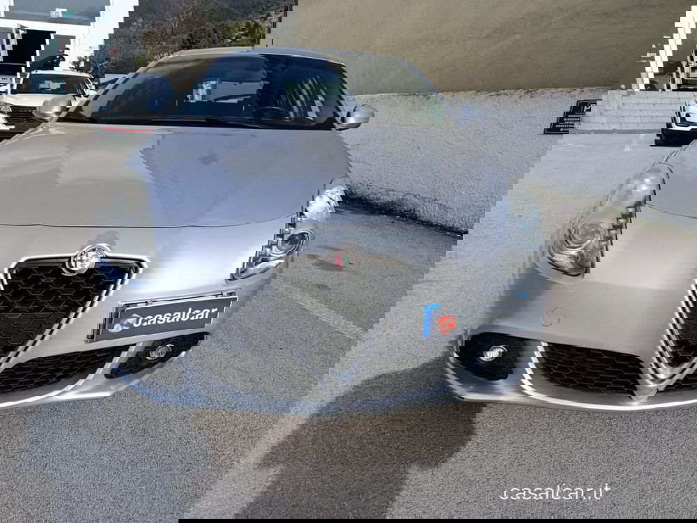 Alfa Romeo Giulietta usata a Salerno (6)