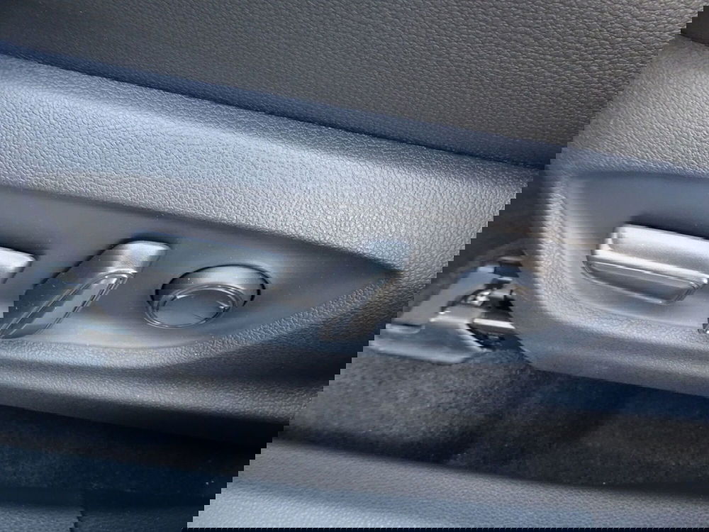 Toyota Toyota C-HR usata a Treviso (14)