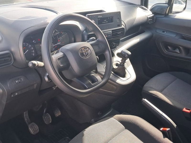 Toyota Proace City Furgone usata a Cagliari (10)