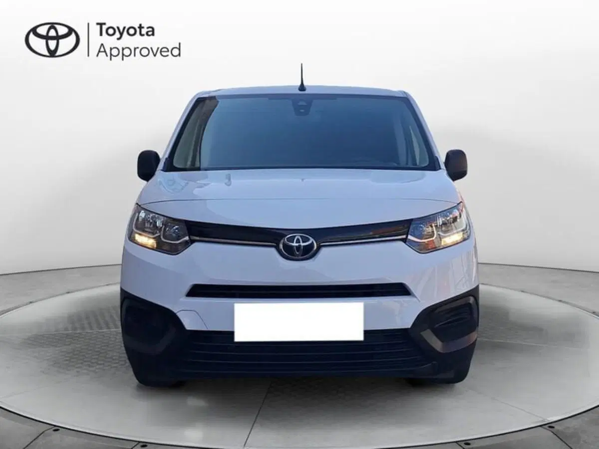 Toyota Proace City Furgone usata a Cagliari (4)
