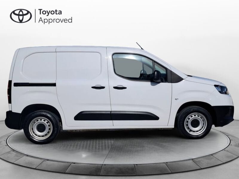 Toyota Proace City Furgone usata a Cagliari (6)