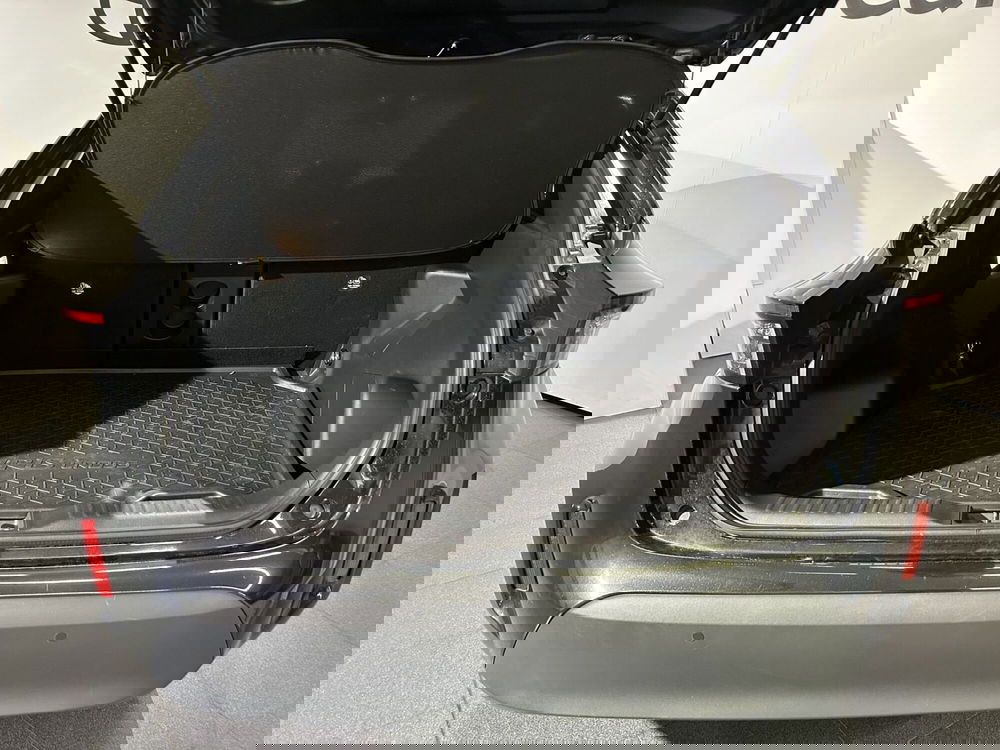 Toyota Yaris Cross usata a Milano (11)