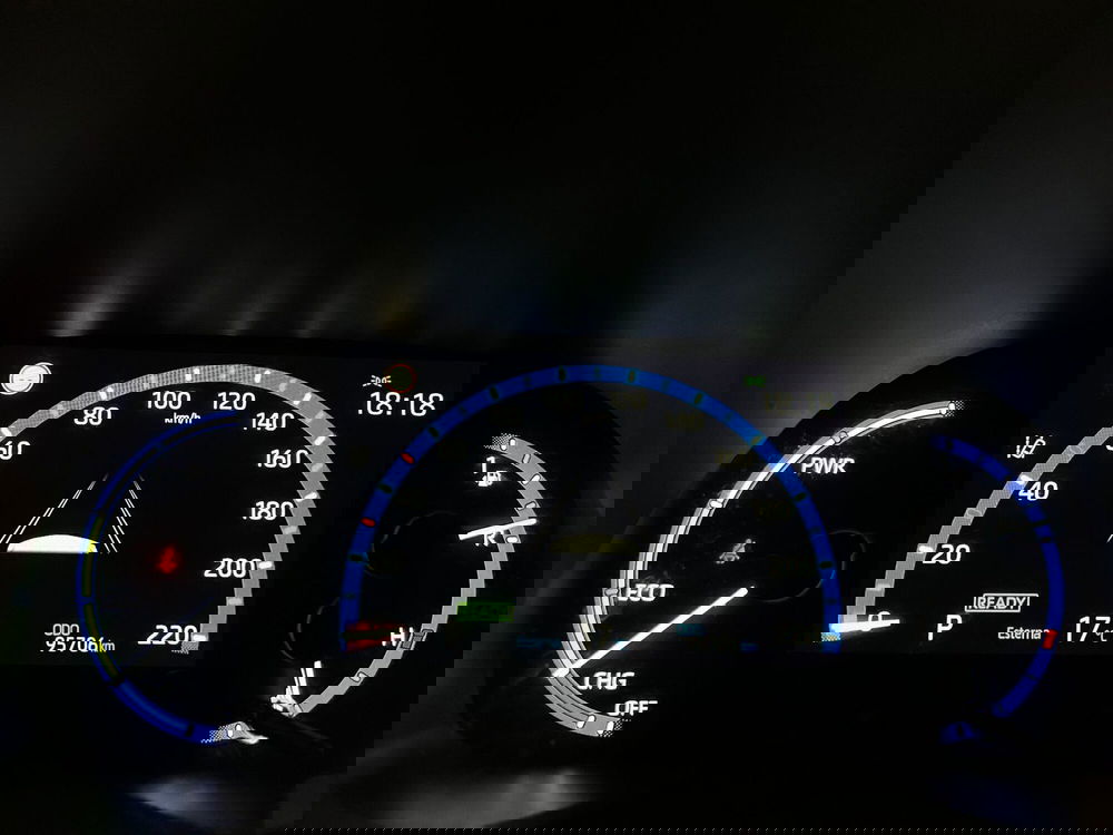 Toyota Yaris Cross usata a Milano (13)