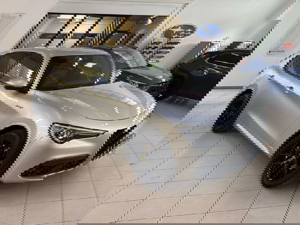 Alfa Romeo Stelvio usata a Forlì-Cesena (3)