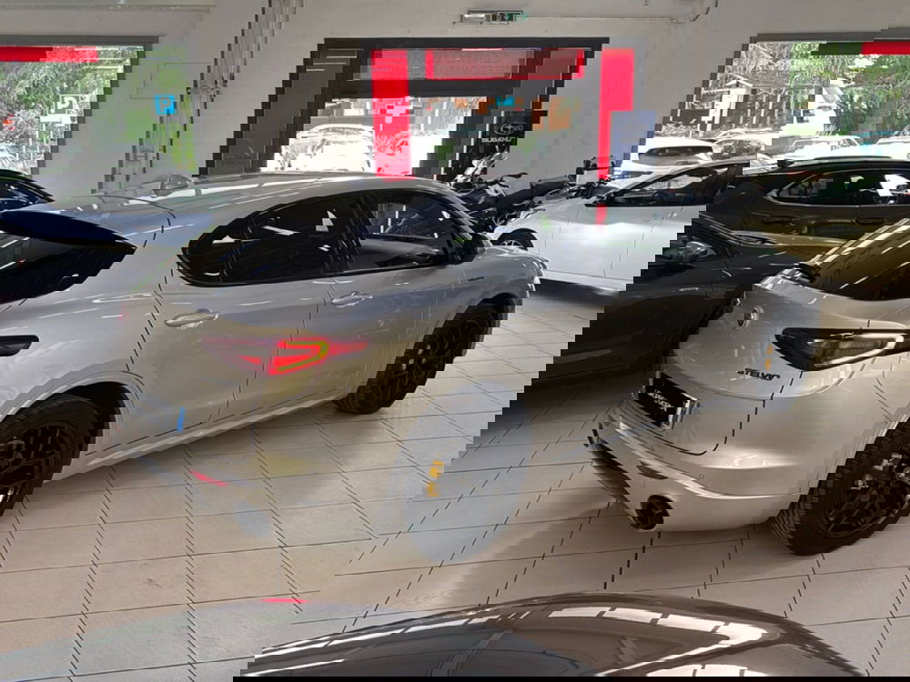 Alfa Romeo Stelvio usata a Forlì-Cesena (6)