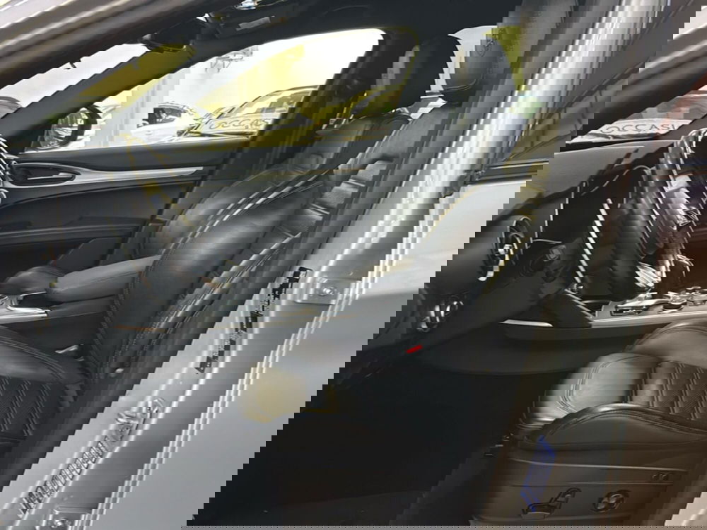 Alfa Romeo Stelvio usata a Forlì-Cesena (8)