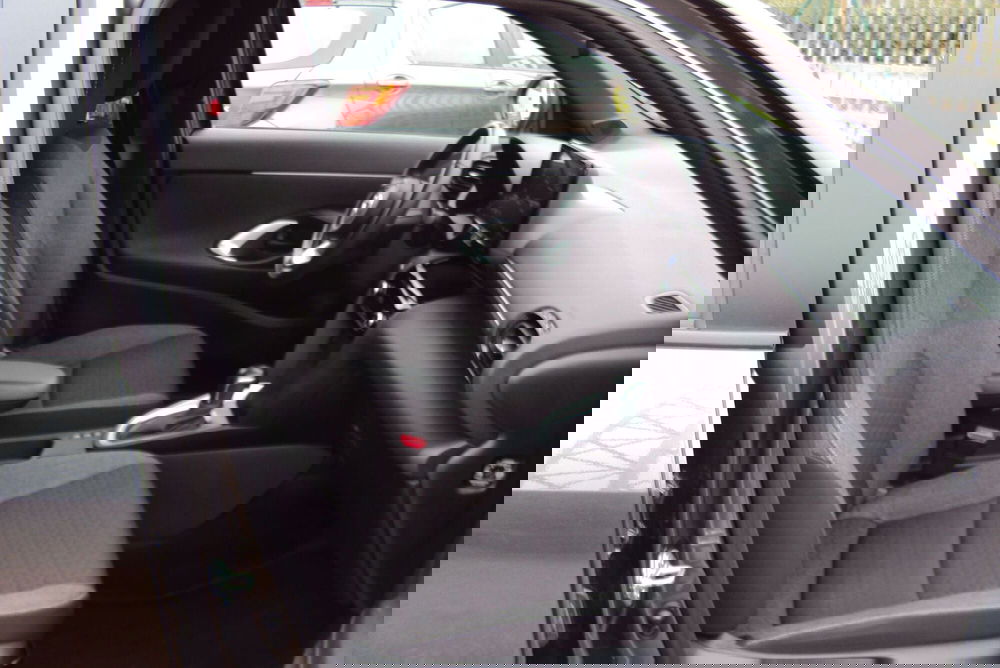 Toyota Yaris Cross usata a Bologna (7)