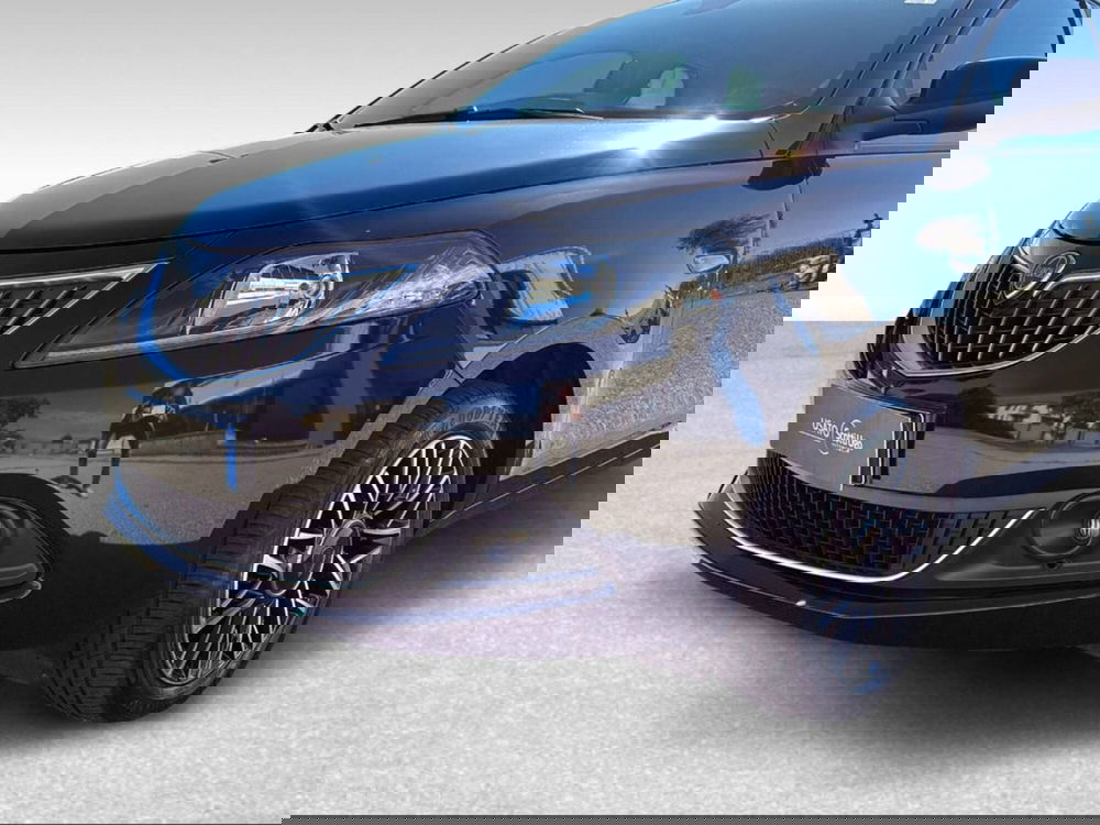 Lancia Ypsilon usata a Siena (16)