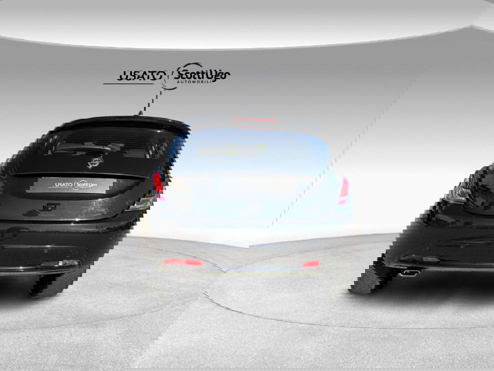 Lancia Ypsilon usata a Siena (5)