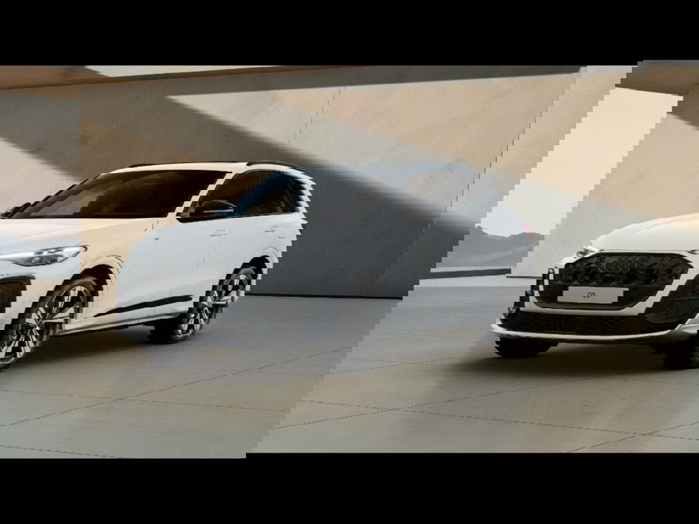 Audi Q5 Sportback nuova a Firenze