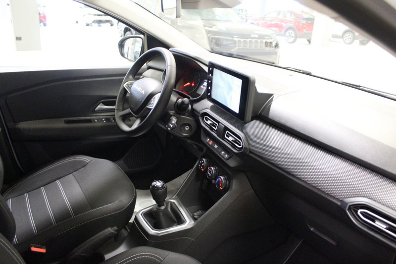 Dacia Sandero usata a Cremona (9)