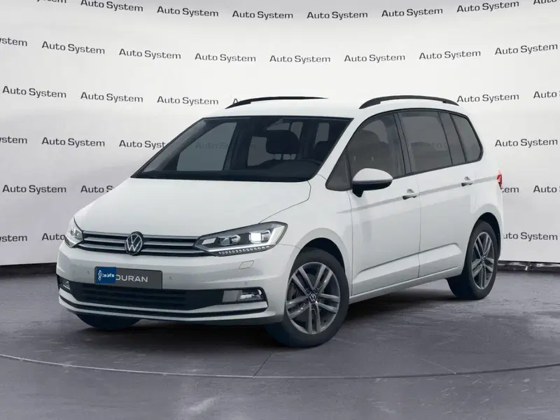 Volkswagen Touran nuova a Palermo