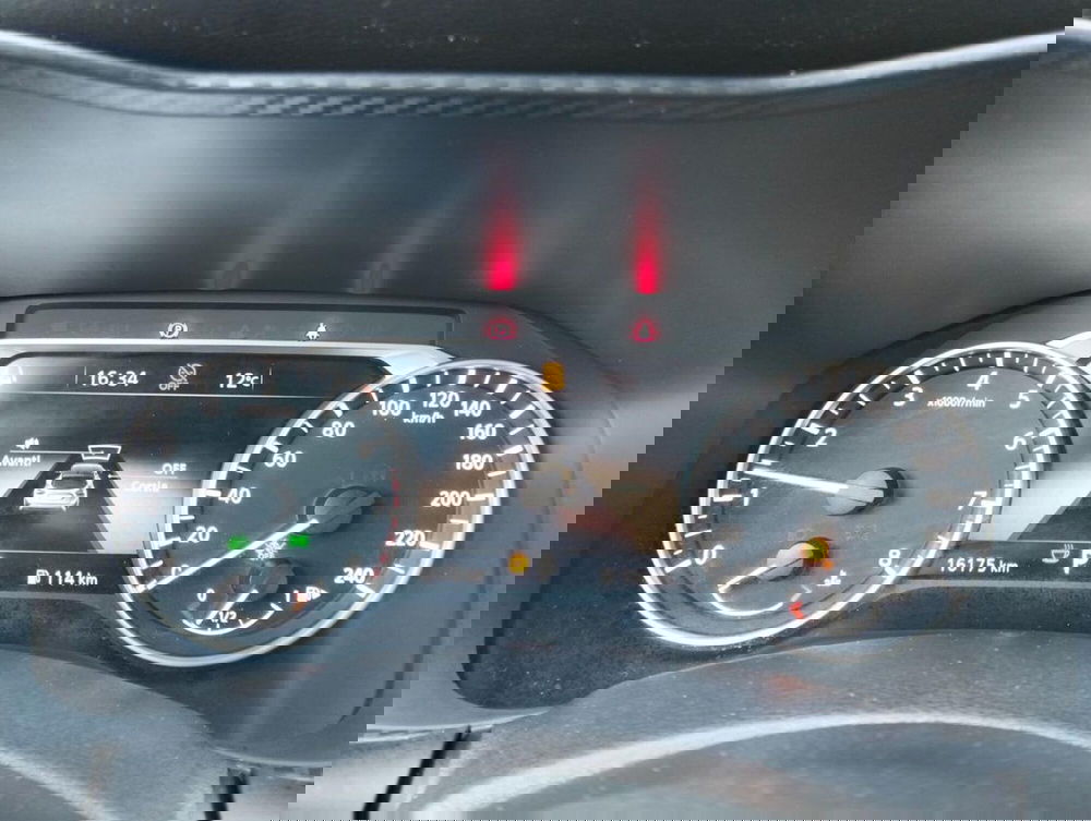 Nissan Juke usata a Como (12)