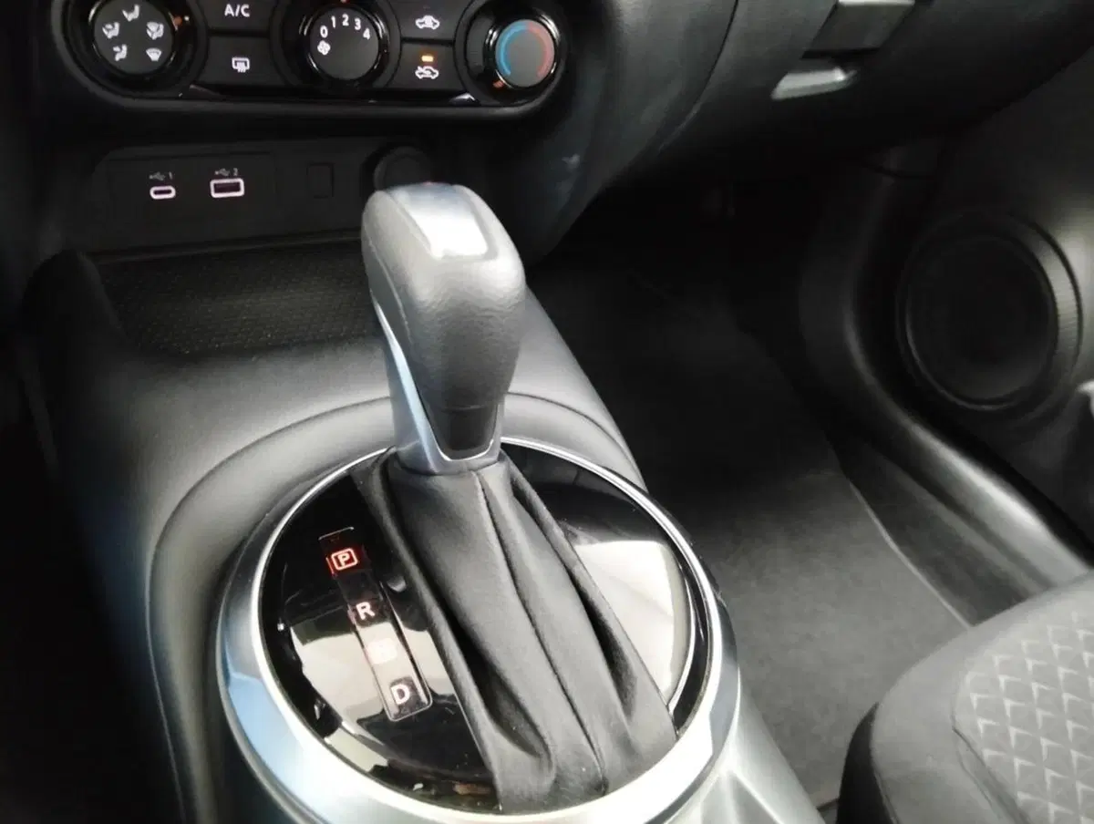 Nissan Juke usata a Como (16)