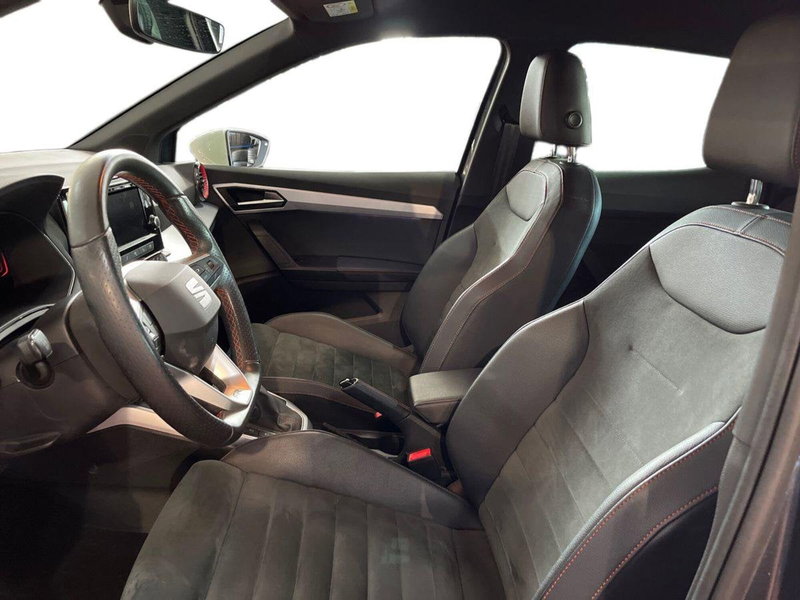 SEAT Arona usata a Bari (7)