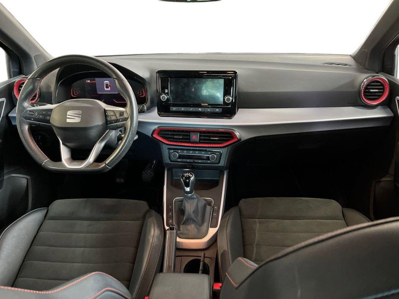 SEAT Arona usata a Bari (8)