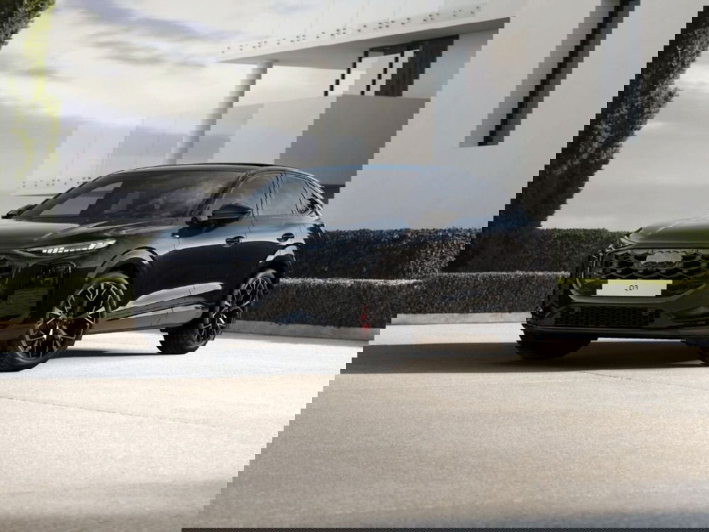 Audi Q3 Sportback nuova a Bari