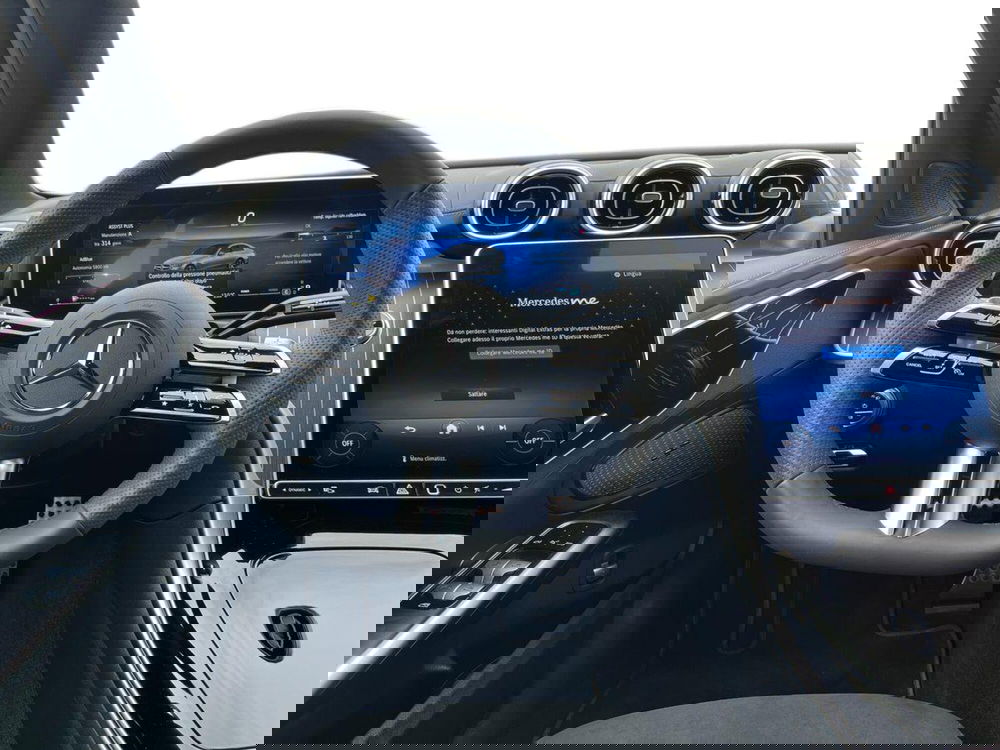 Mercedes-Benz Classe C usata a Bari (11)