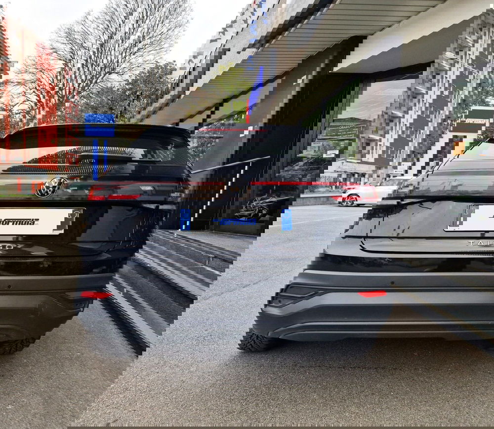 Volkswagen Taigo usata a Milano (5)