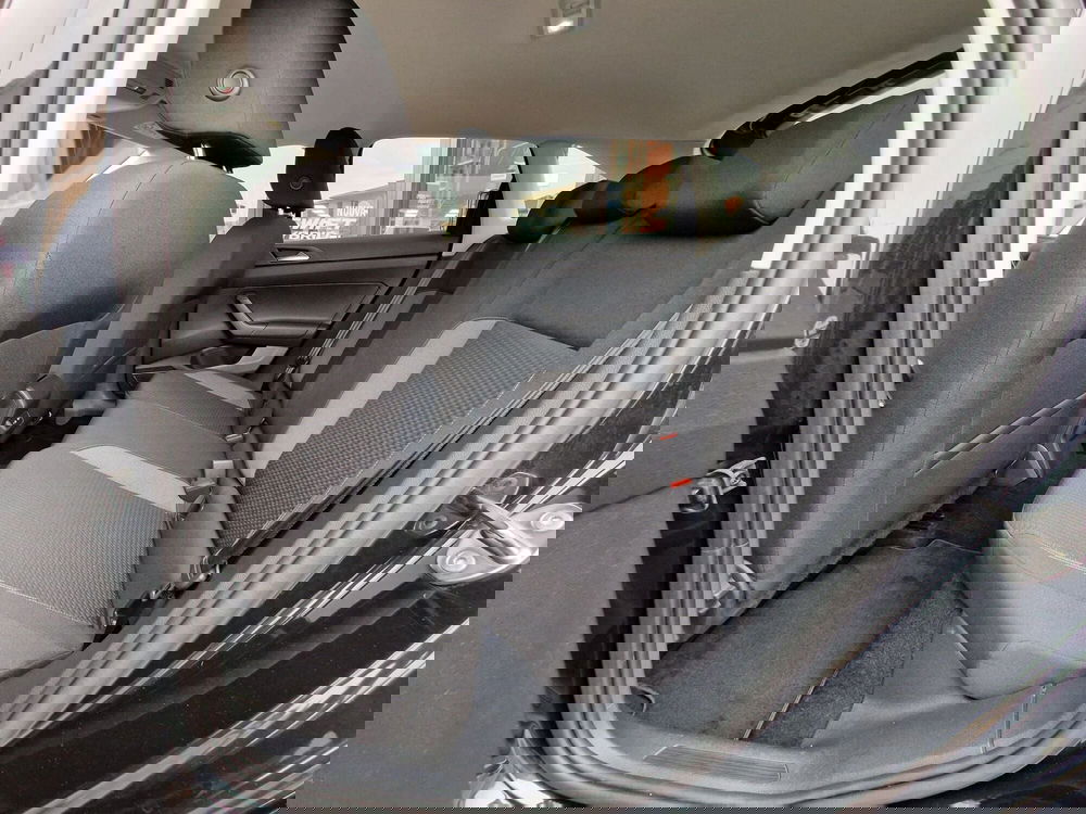 Volkswagen Taigo usata a Milano (7)