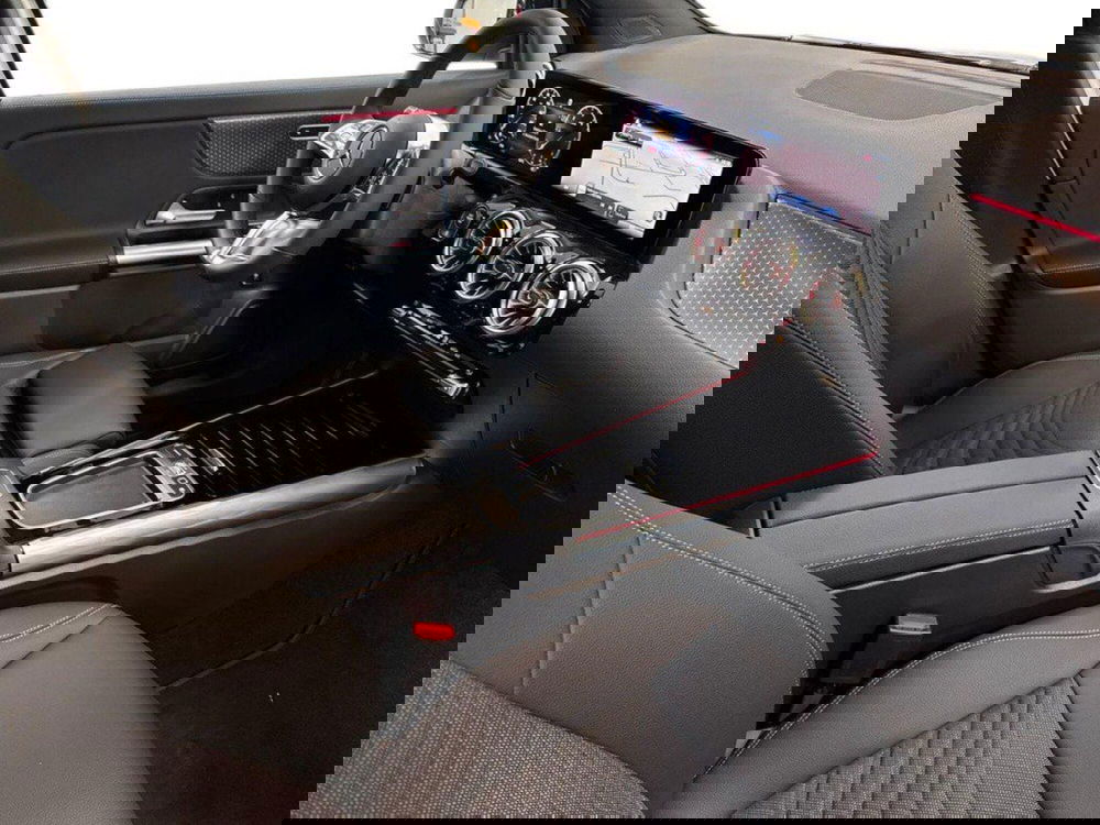 Mercedes-Benz GLA SUV nuova a Rimini (12)