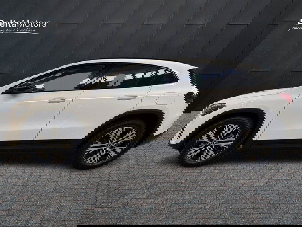 Mercedes-Benz GLA SUV nuova a Rimini (2)