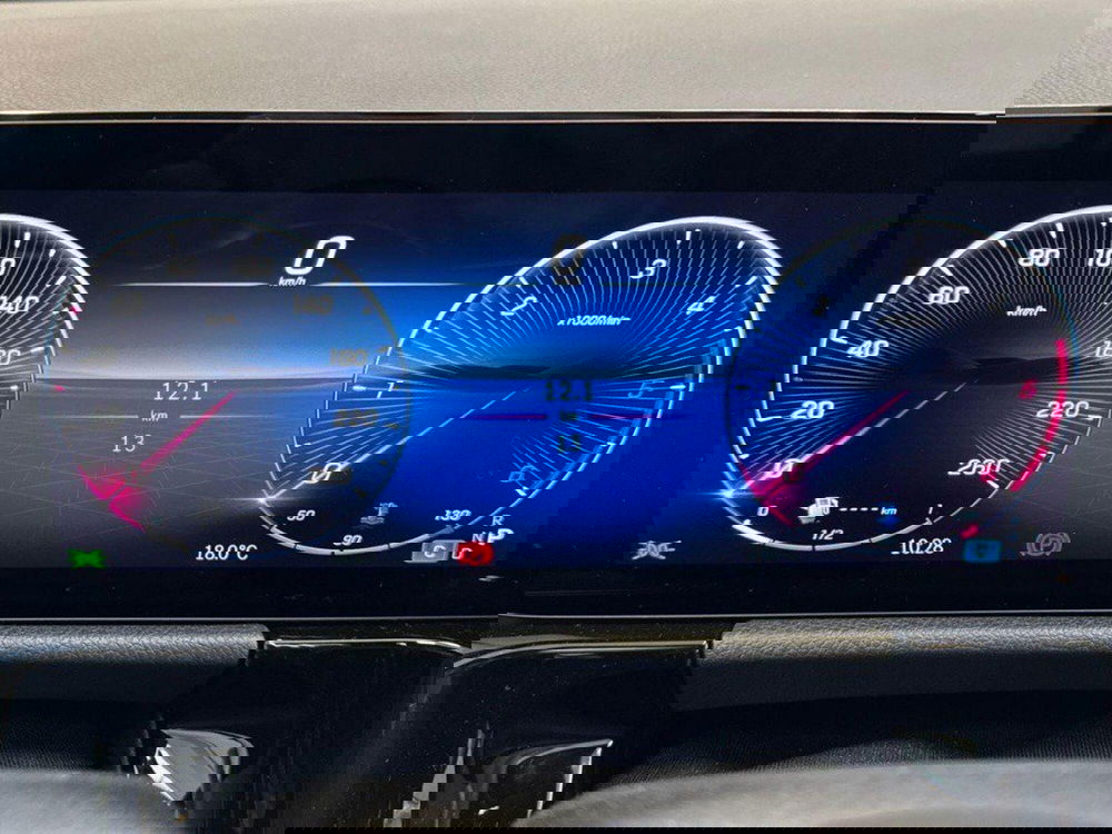 Mercedes-Benz GLA SUV nuova a Rimini (9)