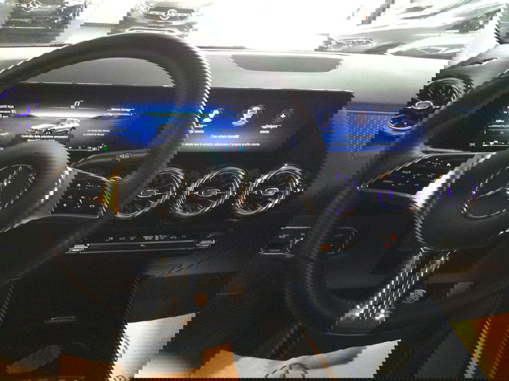 Mercedes-Benz GLA SUV usata a Caserta (11)