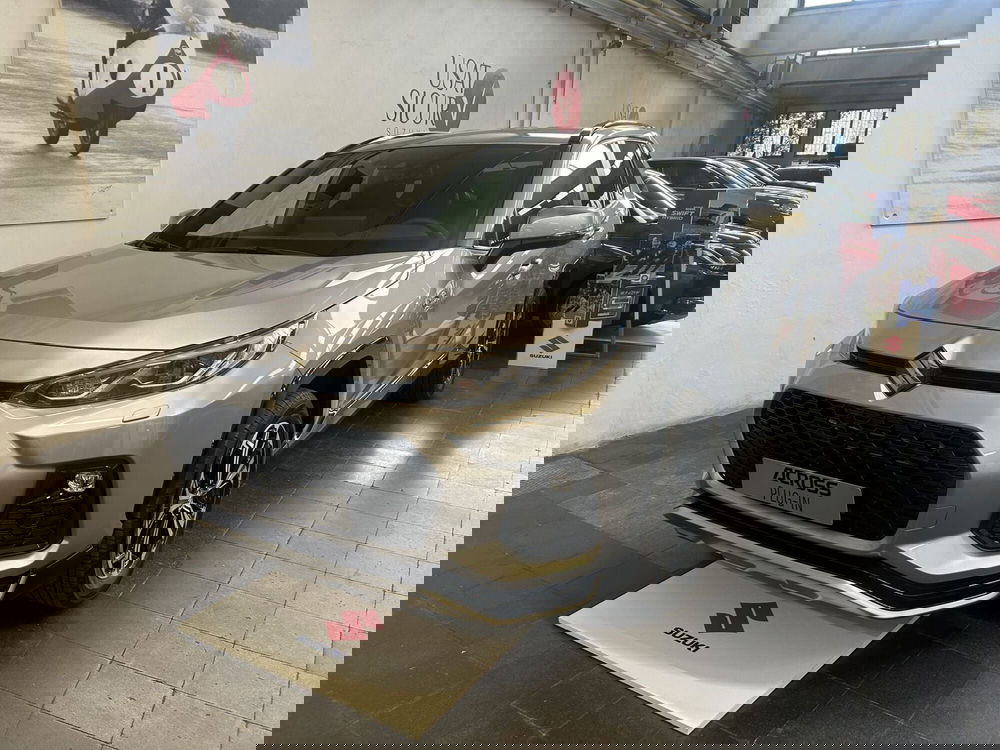 Suzuki Across nuova a Milano