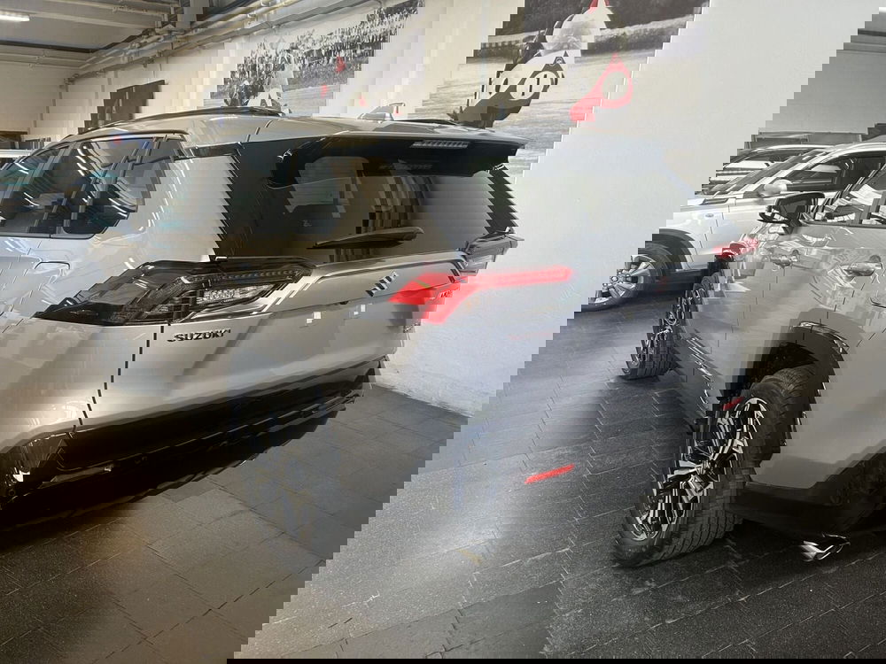 Suzuki Across nuova a Milano (4)