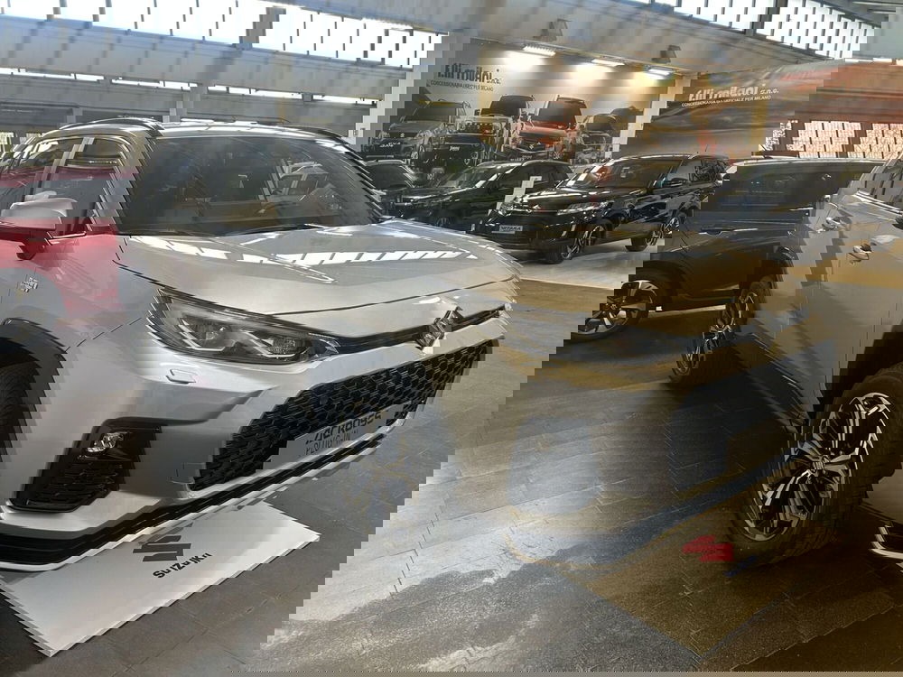 Suzuki Across nuova a Milano (6)