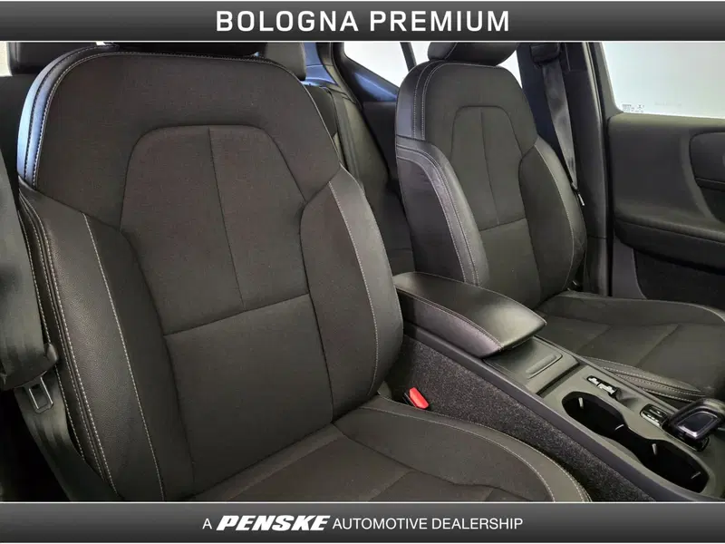 Volvo XC40 usata a Bologna (12)