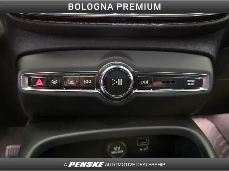 Volvo XC40 usata a Bologna (18)