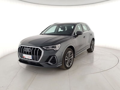 Audi Q3 45 TFSI e S tronic S line edition del 2021 usata a Massa