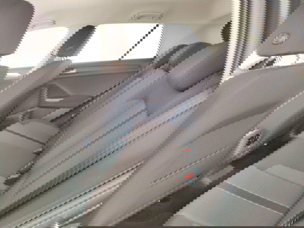 Volkswagen T-Roc usata a Massa-Carrara (11)