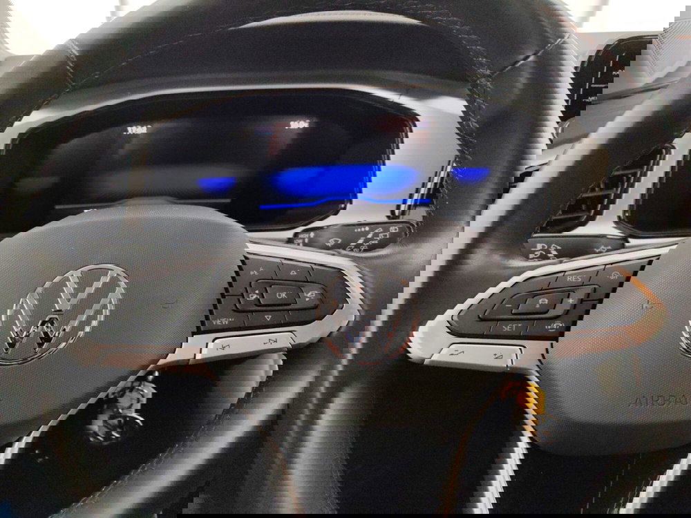 Volkswagen T-Roc usata a Massa-Carrara (12)