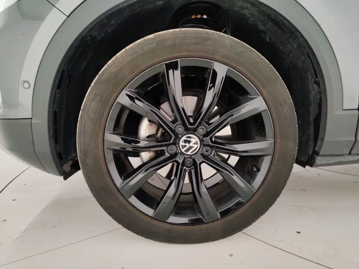 Volkswagen T-Roc usata a Massa-Carrara (6)