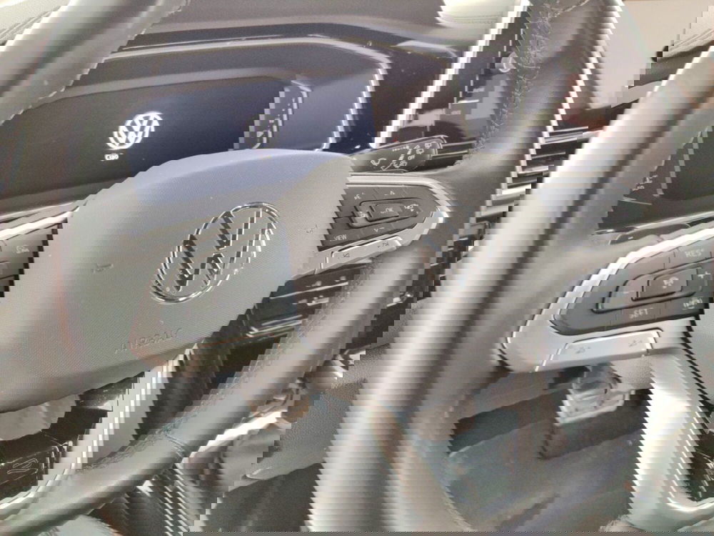 Volkswagen T-Roc usata a Massa-Carrara (11)