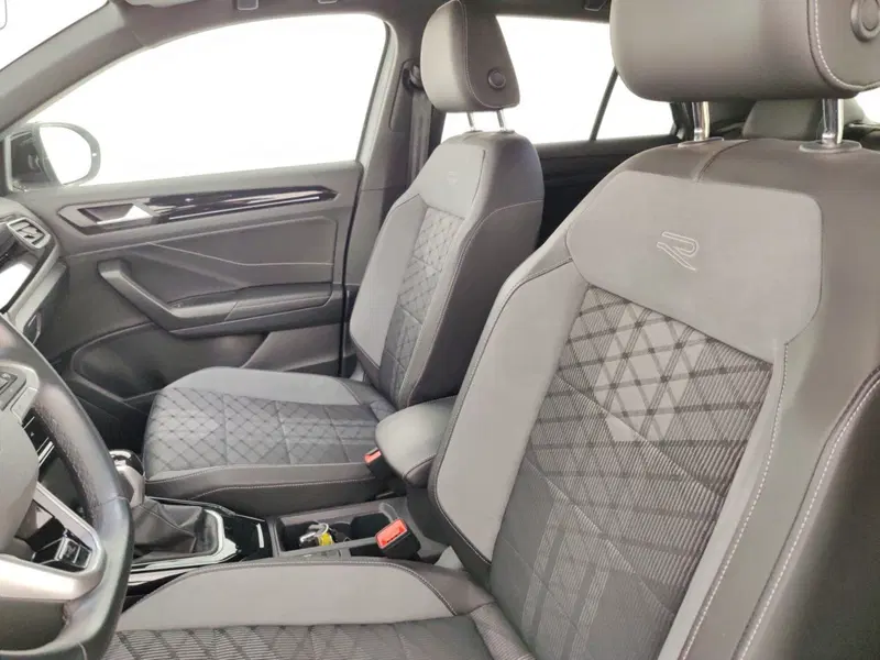 Volkswagen T-Roc usata a Massa-Carrara (9)